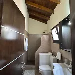 Theraliving - Boutique With Balcony *