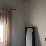 Theraliving - Boutique With Balcony *