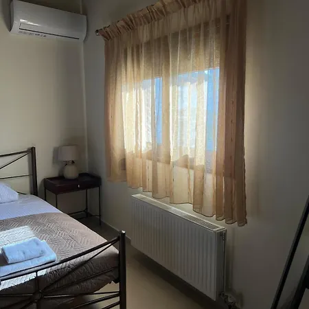 Theraliving - Boutique With Balcony Apartamento Afantou
